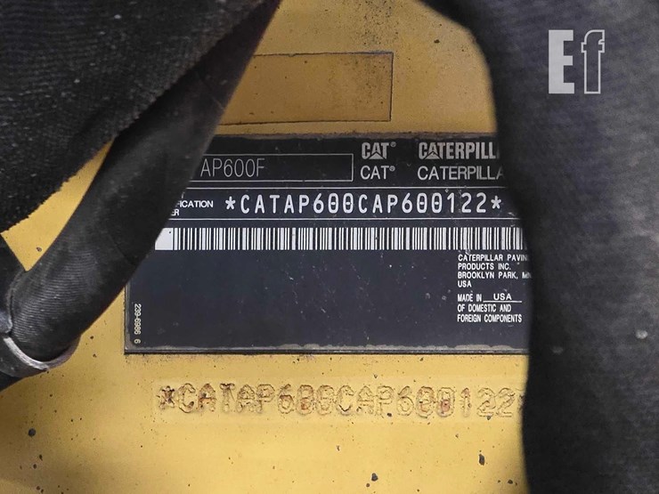 2016-caterpillar-ap-600f-image-32
