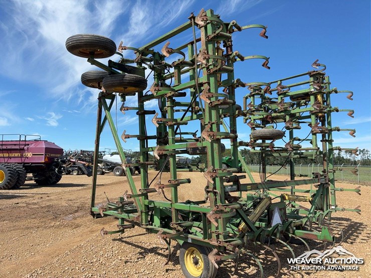 john-deere-60-image-12
