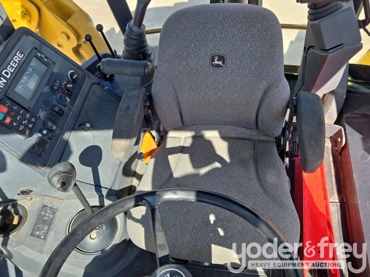 2022-deere-310sl-image-54