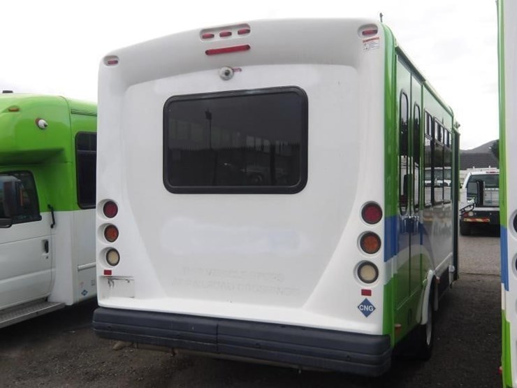 2016-ford-e450-image-3