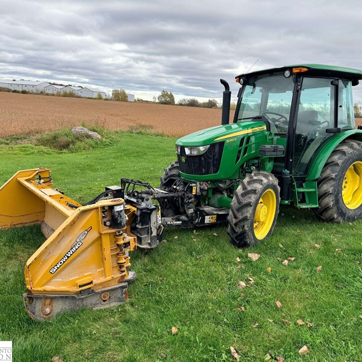 2023 JOHN DEERE 5060E