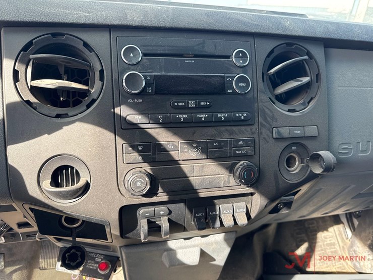 2016-ford-f550-xl-image-27