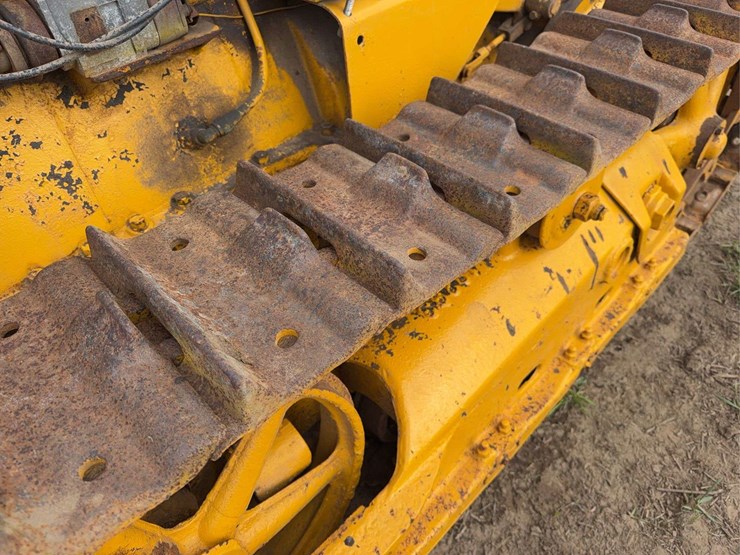 caterpillar-2-ton-image-38