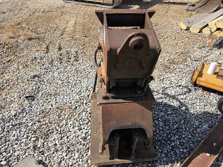 #26678-•-npk-excavator-tamper-image-5