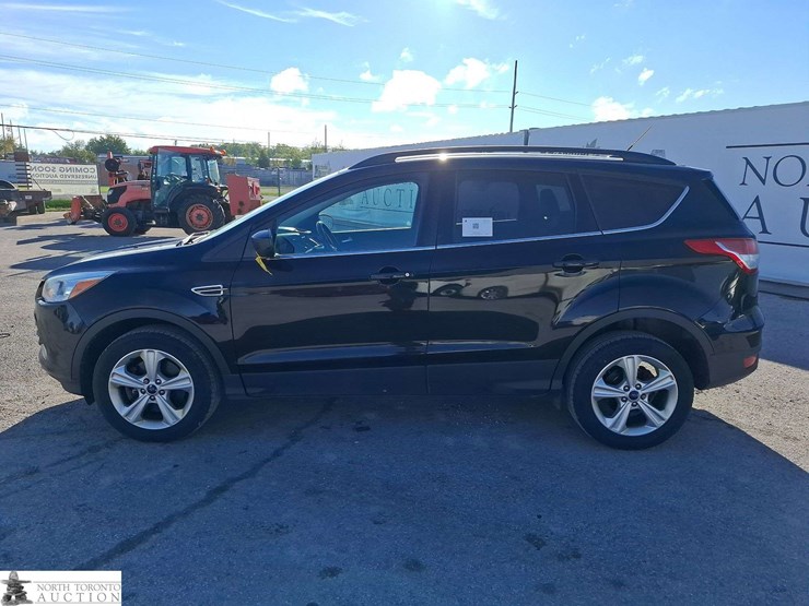 2016-ford-escape-se-4wd-image-8