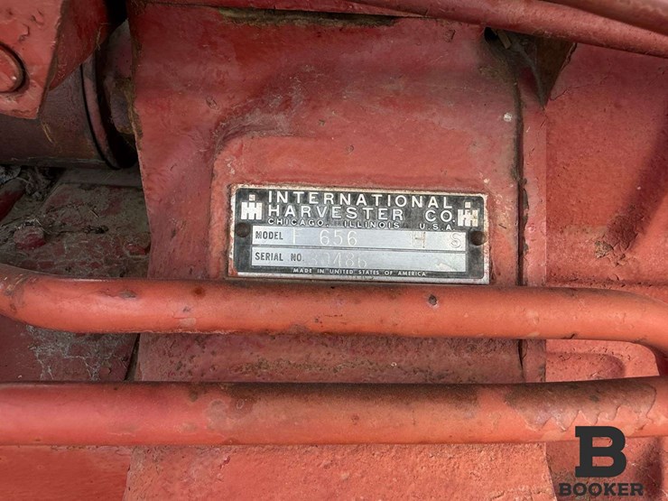 1967-international-farmall-656-tractor---non-running-image-10