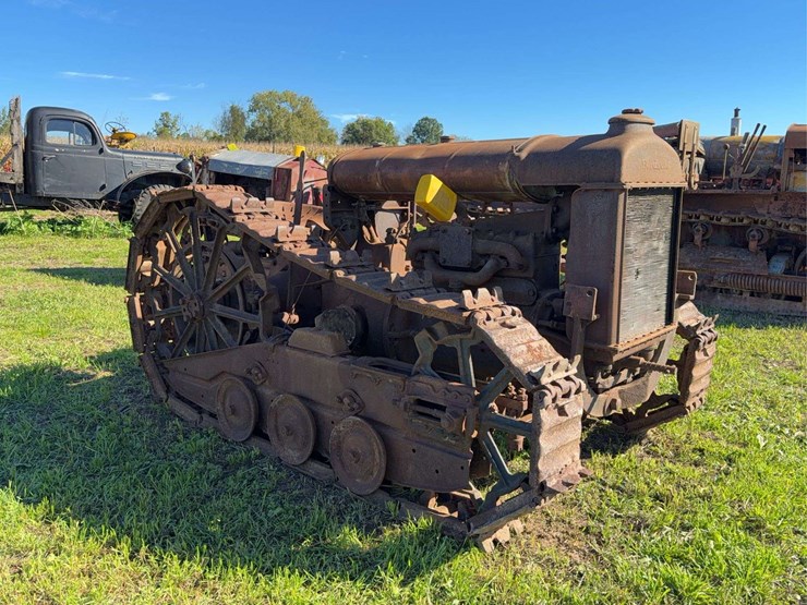 fordson-trackson-f-image-7