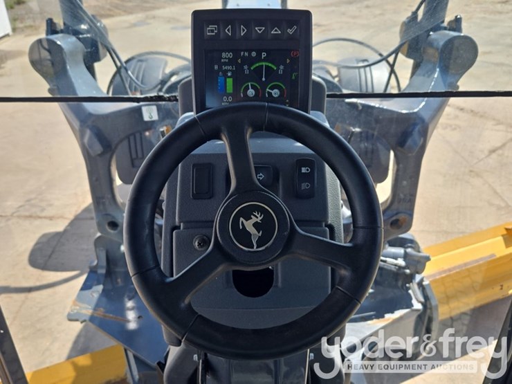 2020-deere-770gp-image-83