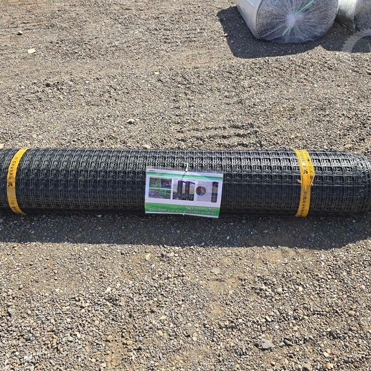 BLACK PLASTIC MESH SAFETY FENCING ROLL