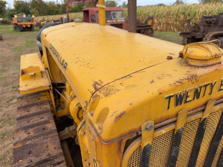 caterpillar-twenty-eight-image-10