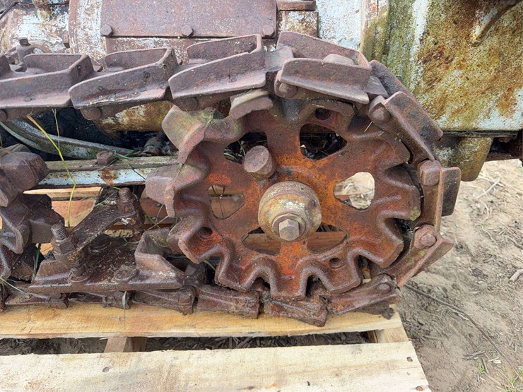 vaughan-flex-tred-garden-tractor-image-15
