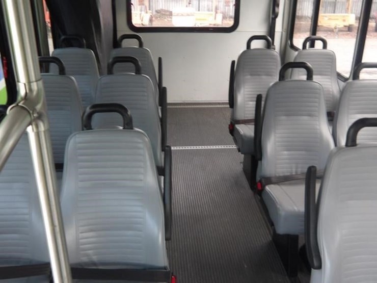 2016-ford-e450-image-23
