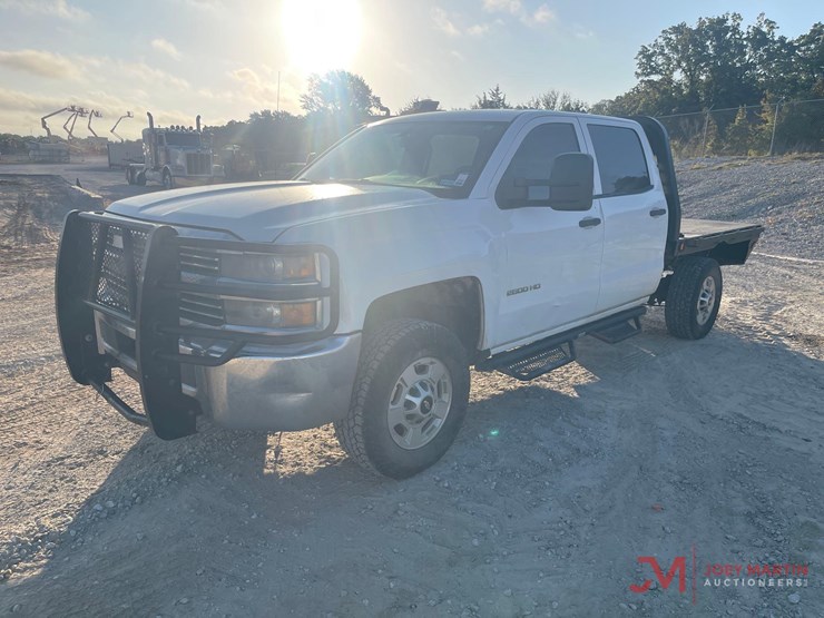 2014-chevrolet-2500-image-7