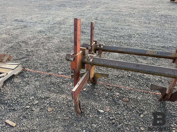 4-row-3pt-cultivator-image-12