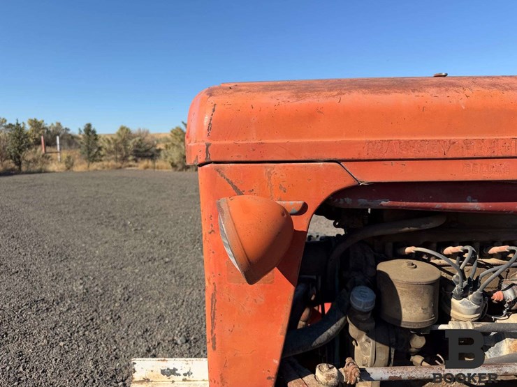 1964-massey-ferguson-35-tractor-image-27
