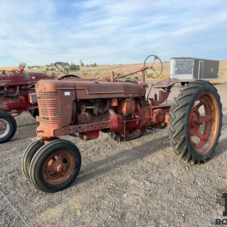 Farmall Model H Tractor - Non Running