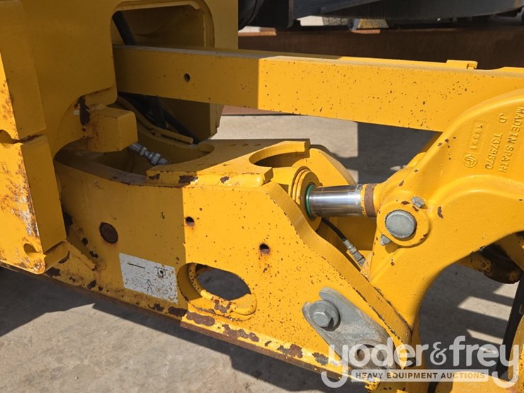 2020-deere-770gp-image-23