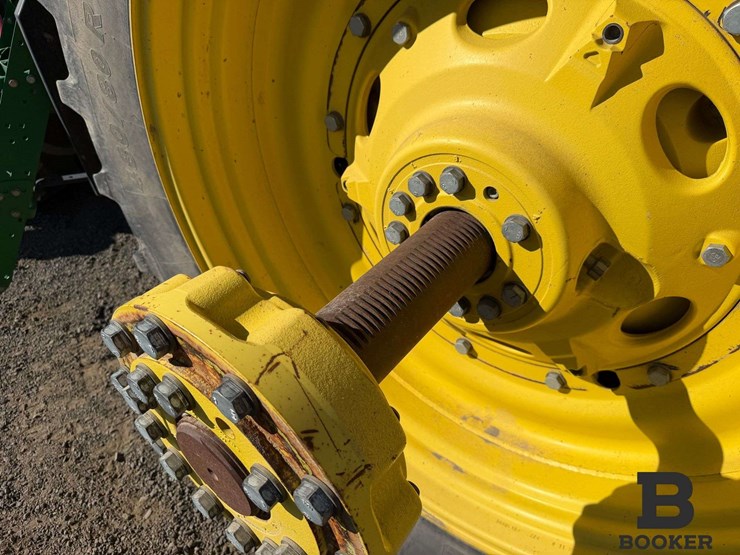 2011-john-deere-8360r-tractor-image-36