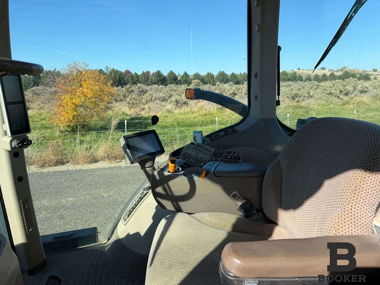 2011-john-deere-8360r-tractor-image-103