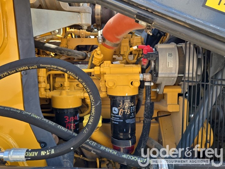 2022-deere-310sl-image-45