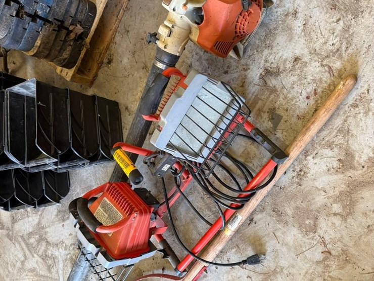 #54918-•-lot-of-stihl-leaf-blower,-yard-tools-&-light-inv#54918-image-3
