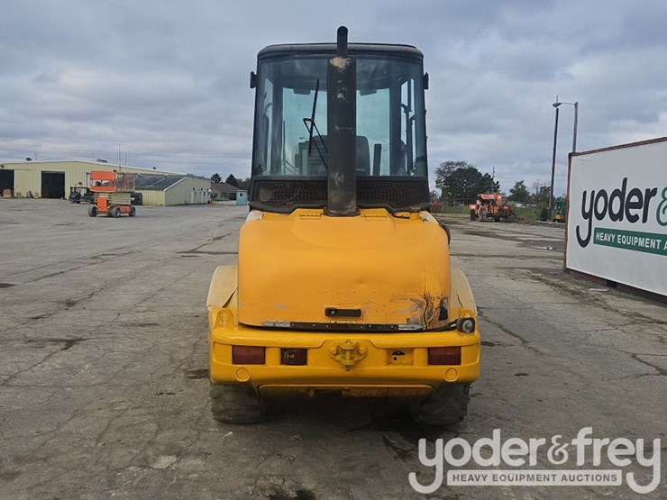 jcb-407b-image-41