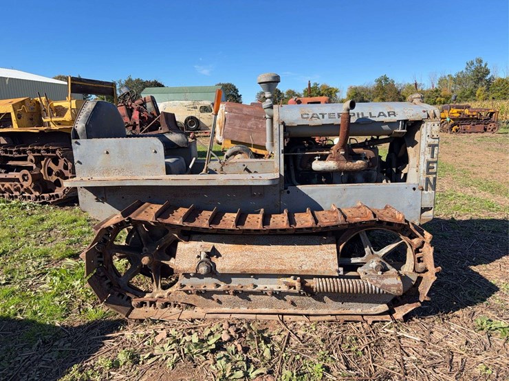 caterpillar-ten-image-2