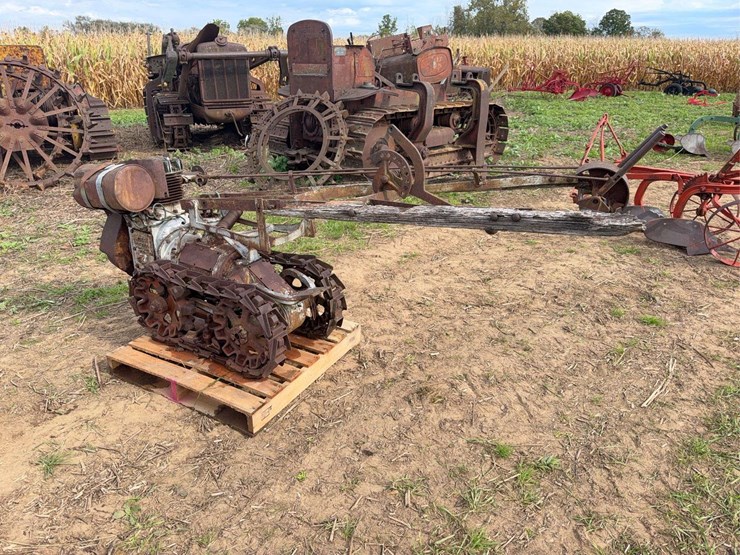 vaughan-flex-tred-garden-tractor-image-3