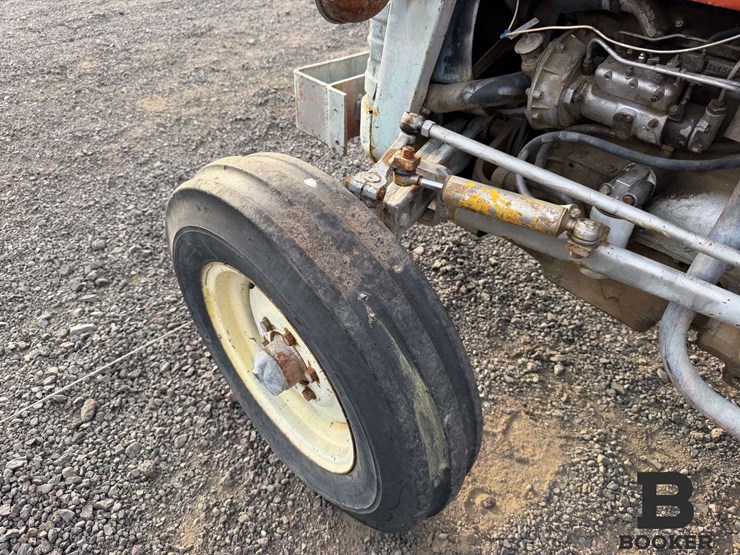 1971-massey-ferguson-135-tractor---non-running-image-22