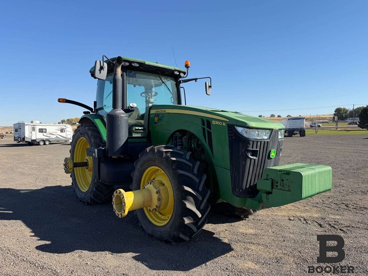 2011-john-deere-8360r-tractor-image-7