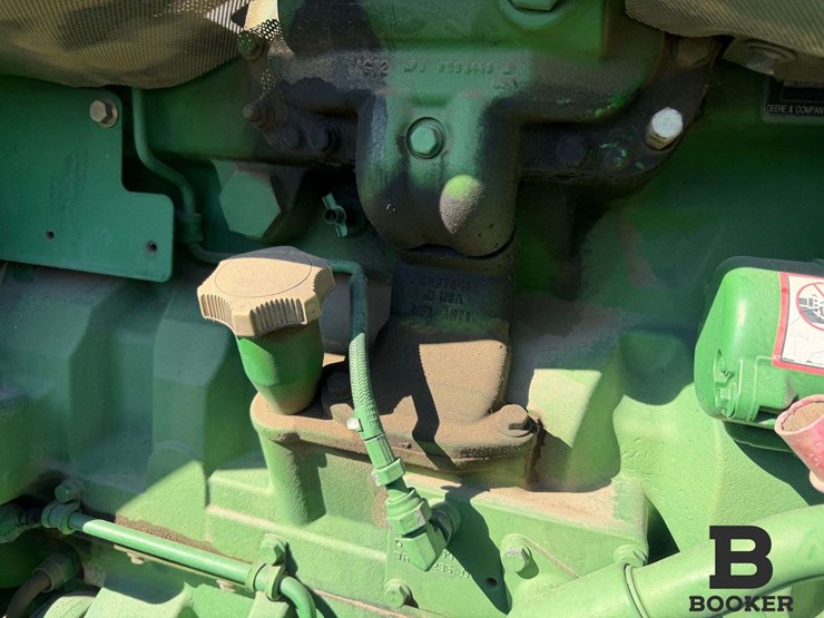 2011-john-deere-8360r-tractor-image-97