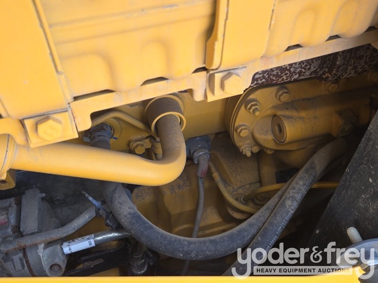2020-deere-770gp-image-39