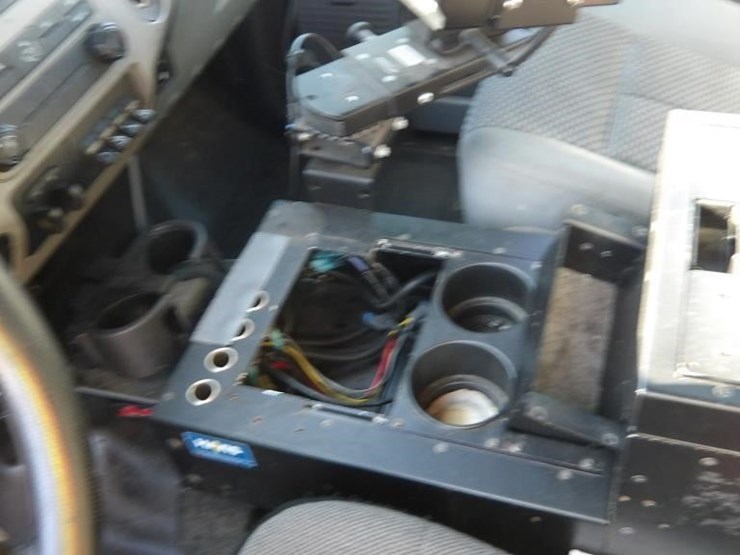 2015-ford-f550-xlt-image-29
