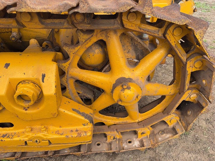 caterpillar-2-ton-image-42