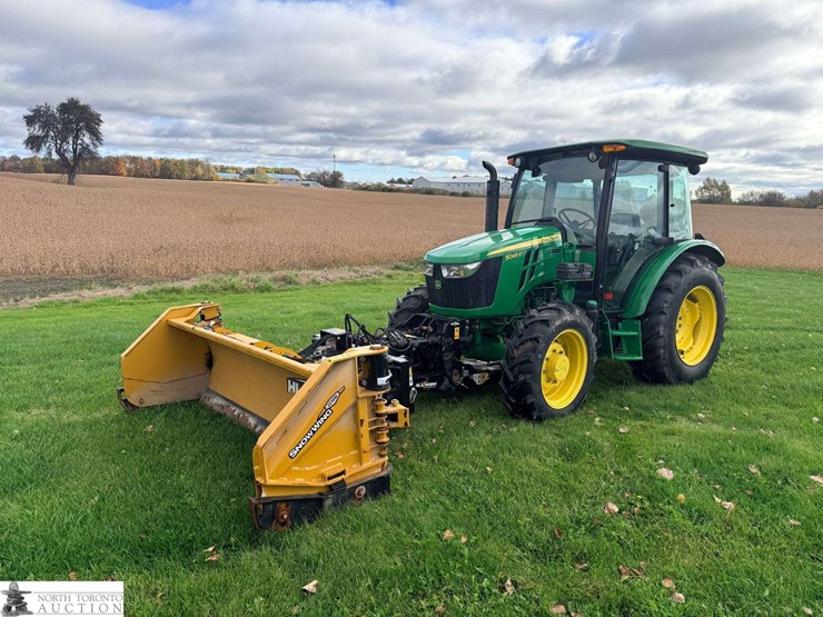 2024-john-deere-5065e-image-1