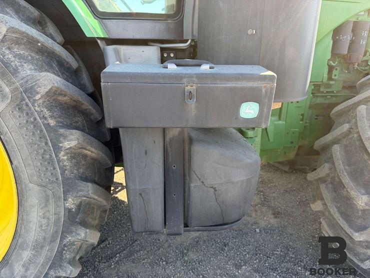 2011-john-deere-8360r-tractor-image-63