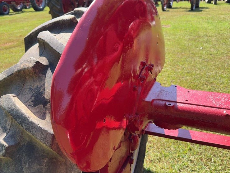 1945-farmall-b-image-26