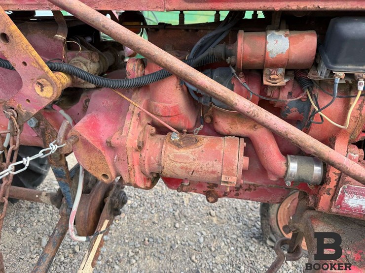 international-harvester-farmall-cub-tractor---non-running-image-12