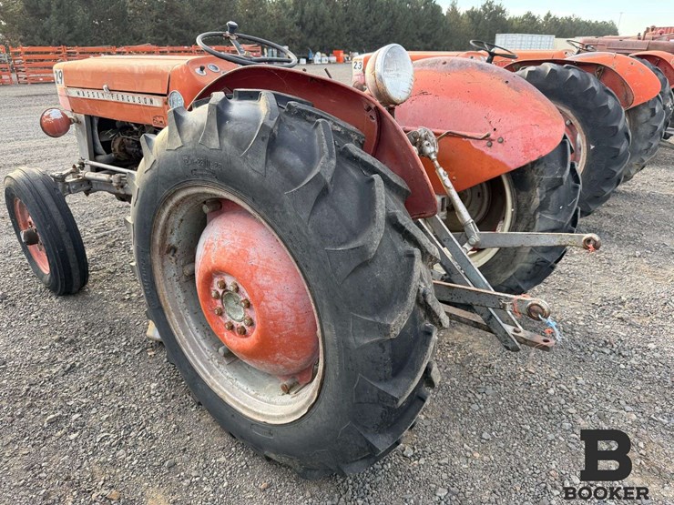1969-massey-ferguson-135-tractor---non-running-image-17