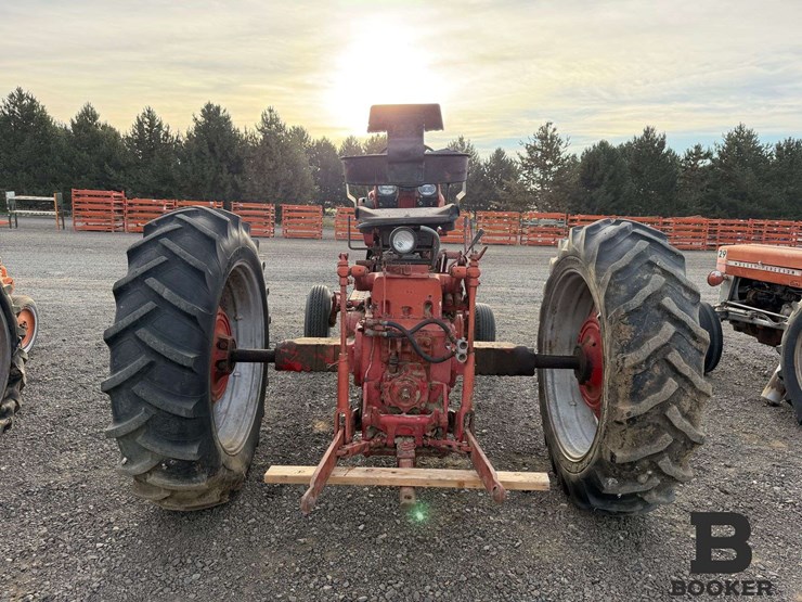 1967-international-farmall-656-tractor---non-running-image-3