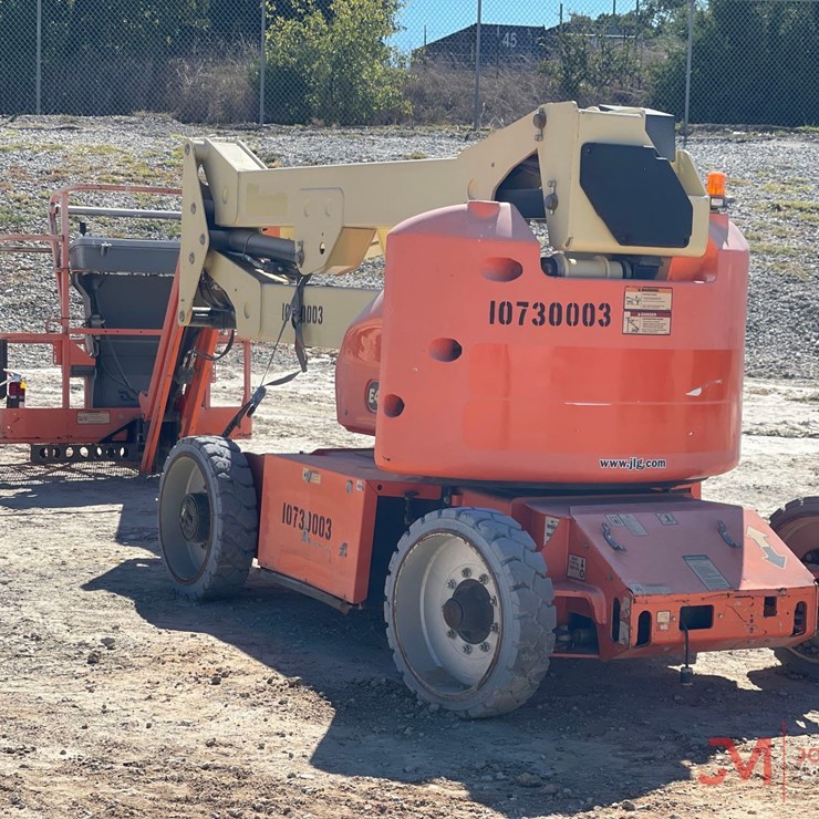 2018 JLG E450AJ