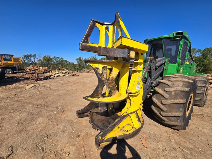2019-john-deere-6-image-75