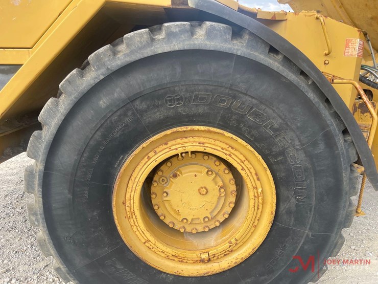 caterpillar-d35c-image-12