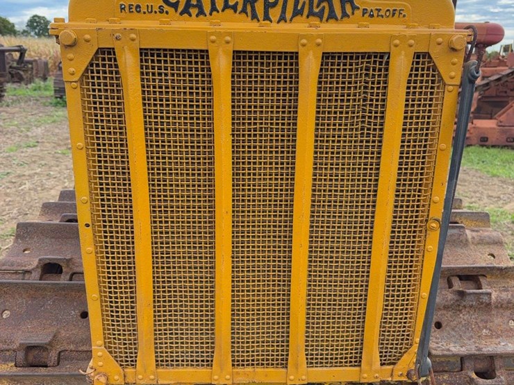 caterpillar-2-ton-image-9