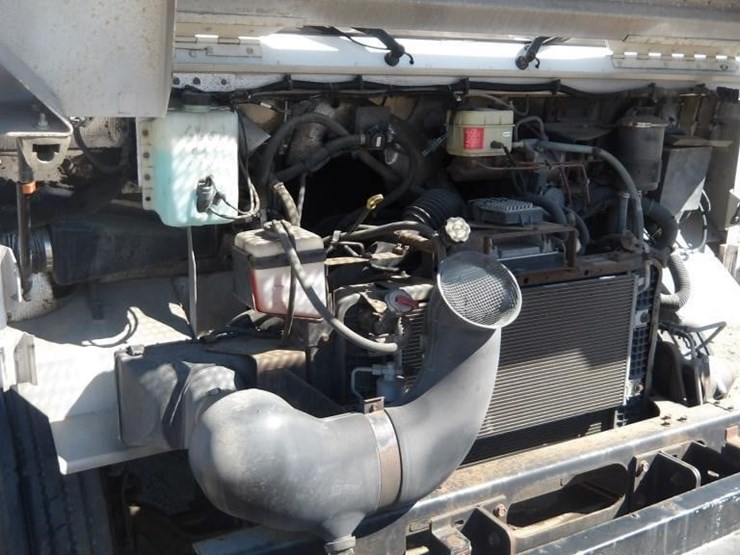 2008-workhorse-w62-image-11