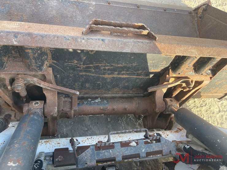 2021-bobcat-t76-image-12