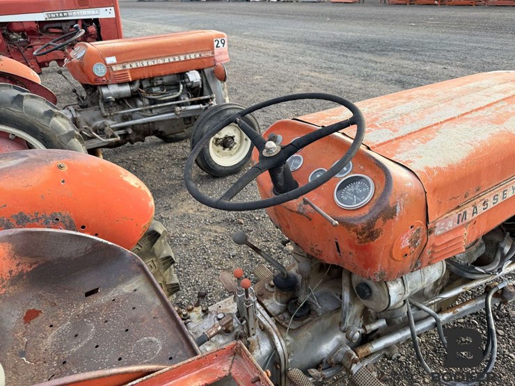 1971-massey-ferguson-135-tractor---non-running-image-12