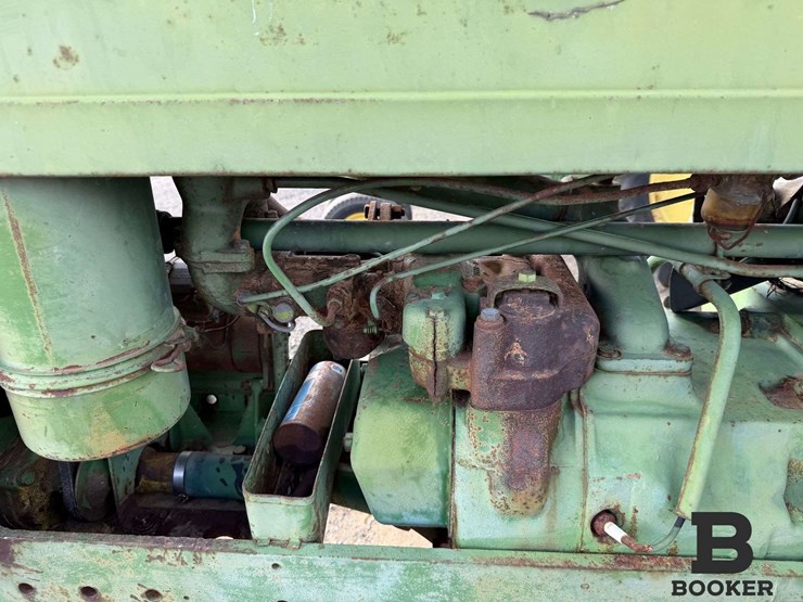 john-deere-60-tractor---non-running-image-23