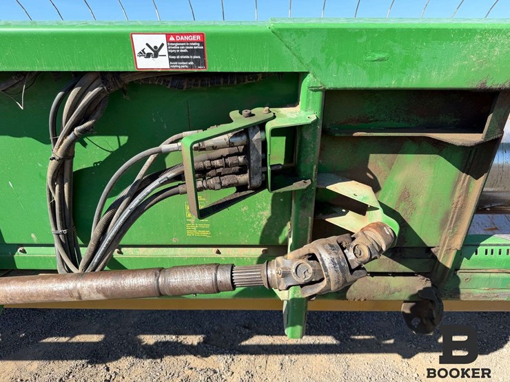 2011-john-deere-630r-platform-header-image-24