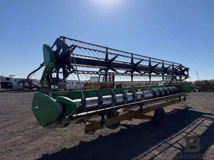 2011-john-deere-630r-platform-header-image-5